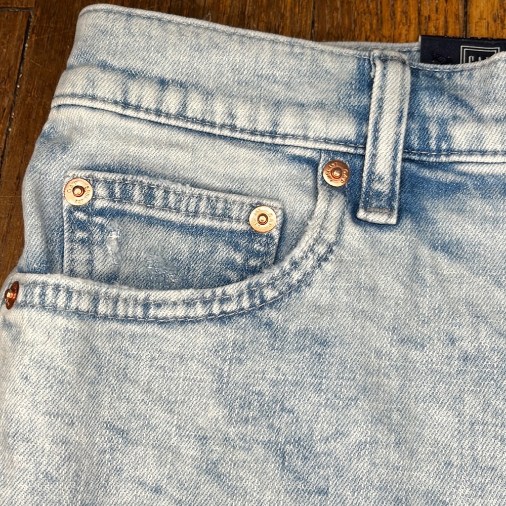 GAP denim shorts 4” High Rise light wash cutoffs timeless 29 Tall NWT - Picture 5 of 15